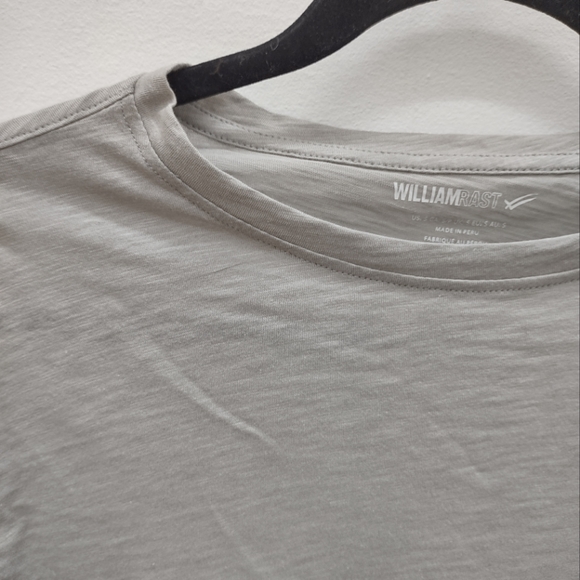 William Rast T-shirt New with one tag - Picture 8 of 10
